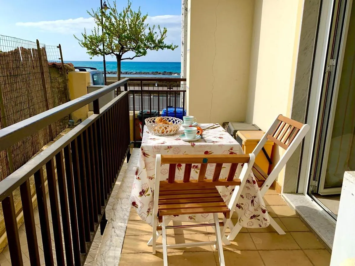 Ferienwohnung La Posidonia Sul Mare Santo Stefano al Mare
